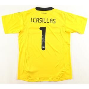 Iker Casillas Signed Real Madrid Jersey Adidas Beckett XL